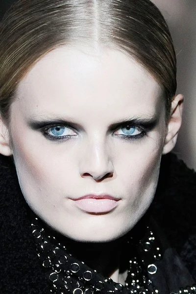 Look 57
